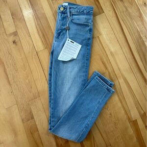 Frame Denim Light Blue Jeans
